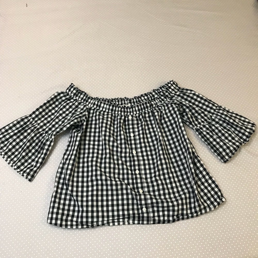 Abercrombie & Fitch Off-the-Shoulder Top